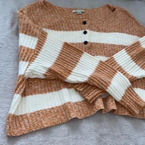 American Eagle sweater. Size US Large.